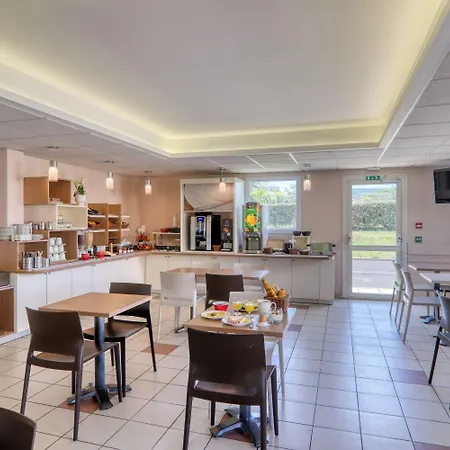 Отель Ace Ferrand La Pardieu 3*