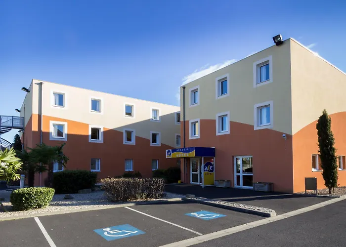 Ace Ferrand La Pardieu Hotel 3*