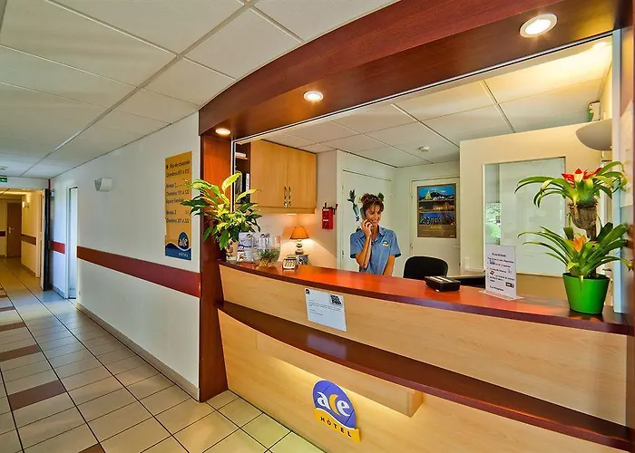 Ace Ferrand La Pardieu Hotel Clermont-Ferrand