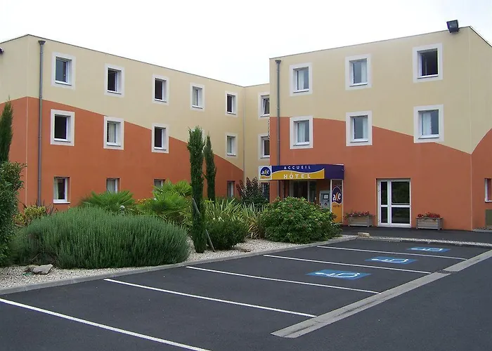 Ace Ferrand La Pardieu Hotel 3*