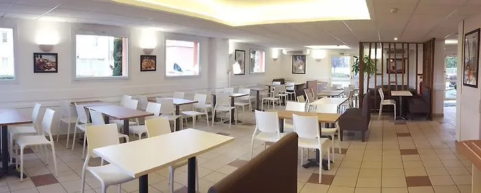 Ace Ferrand La Pardieu Hotel